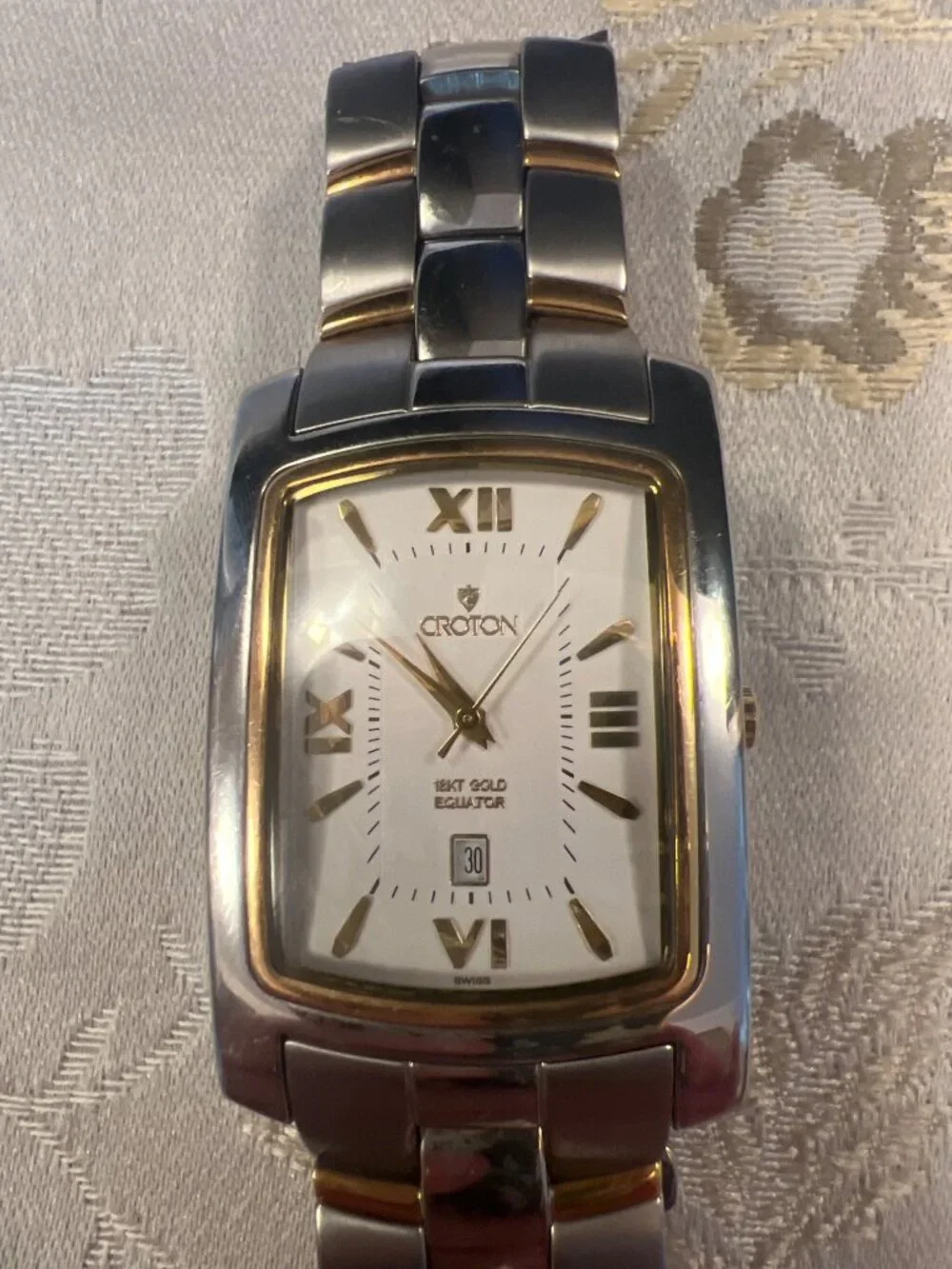 Croton Equator Mens Watch 18K Gold Stainless Swiss Quartz  With Sapphire & Date